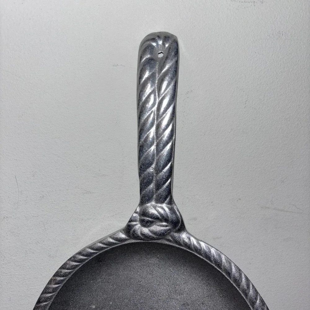Vintage | Wilton RWP‎ | Pewter Oval Griddle Pan Rope Handle Textured Bottom